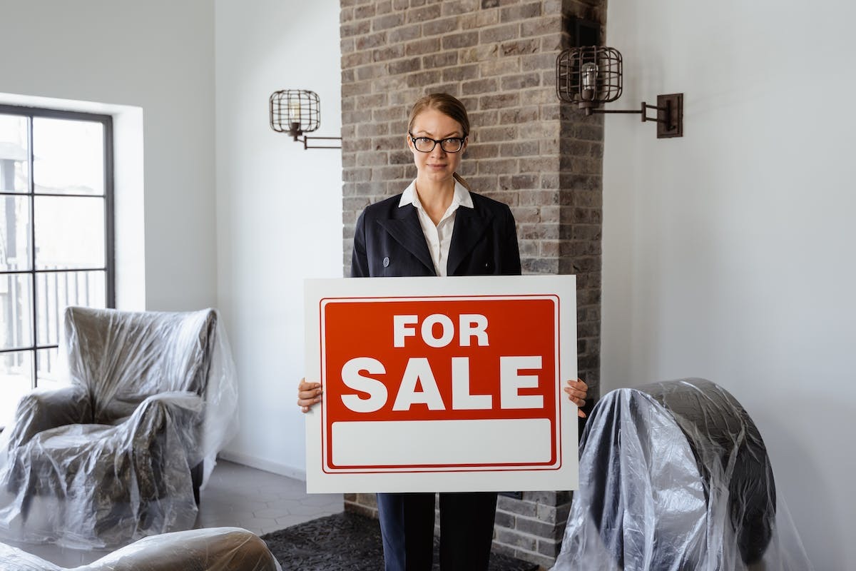 Les avantages indéniables de faire appel à une agence immobilière pour vendre votre bien immobilier